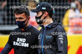 George Russell (GBR) Williams Racing and Alexander Albon (THA) Red Bull Racing on the grid. 15.11.2020. Formula 1 World Championship, Rd 14, Turkish Grand Prix, Istanbul, Turkey, Race Day.