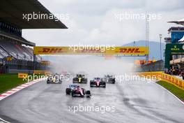 Lance Stroll (CDN) Racing Point F1 Team RP20 leads at the start of the race. 15.11.2020. Formula 1 World Championship, Rd 14, Turkish Grand Prix, Istanbul, Turkey, Race Day.