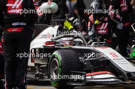 Romain Grosjean (FRA) Haas F1 Team VF-20 makes a pit stop. 15.11.2020. Formula 1 World Championship, Rd 14, Turkish Grand Prix, Istanbul, Turkey, Race Day.