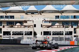 Alexander Albon (THA) Red Bull Racing RB16. 11.12.2020. Formula 1 World Championship, Rd 17, Abu Dhabi Grand Prix, Yas Marina Circuit, Abu Dhabi, Practice Day.