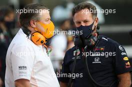 Zak Brown (USA) McLaren Executive Director and  Christian Horner (GBR) Red Bull Racing Team Principal. 13.12.2020. Formula 1 World Championship, Rd 17, Abu Dhabi Grand Prix, Yas Marina Circuit, Abu Dhabi, Race Day.