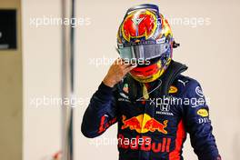 Alexander Albon (THA) Red Bull Racing in parc ferme. 13.12.2020. Formula 1 World Championship, Rd 17, Abu Dhabi Grand Prix, Yas Marina Circuit, Abu Dhabi, Race Day.