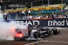 Valtteri Bottas (FIN) Mercedes AMG F1 W11 - doughnuts at the end of the race. 13.12.2020. Formula 1 World Championship, Rd 17, Abu Dhabi Grand Prix, Yas Marina Circuit, Abu Dhabi, Race Day.