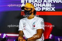Lewis Hamilton (GBR) Mercedes AMG F1 in the post race FIA Press Conference. 13.12.2020. Formula 1 World Championship, Rd 17, Abu Dhabi Grand Prix, Yas Marina Circuit, Abu Dhabi, Race Day.
