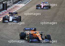 Carlos Sainz Jr (ESP) McLaren MCL35. 13.12.2020. Formula 1 World Championship, Rd 17, Abu Dhabi Grand Prix, Yas Marina Circuit, Abu Dhabi, Race Day.