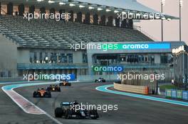 Lewis Hamilton (GBR) Mercedes AMG F1 W11. 13.12.2020. Formula 1 World Championship, Rd 17, Abu Dhabi Grand Prix, Yas Marina Circuit, Abu Dhabi, Race Day.