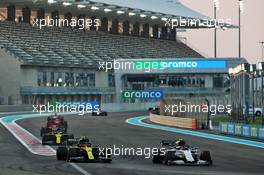 Esteban Ocon (FRA) Renault F1 Team RS20 and Pierre Gasly (FRA) AlphaTauri AT01 battle for position. 13.12.2020. Formula 1 World Championship, Rd 17, Abu Dhabi Grand Prix, Yas Marina Circuit, Abu Dhabi, Race Day.