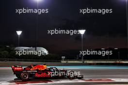 Max Verstappen (NLD) Red Bull Racing RB16. 12.12.2020. Formula 1 World Championship, Rd 17, Abu Dhabi Grand Prix, Yas Marina Circuit, Abu Dhabi, Qualifying Day.
