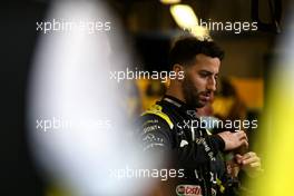 Daniel Ricciardo (AUS) Renault F1 Team. 12.12.2020. Formula 1 World Championship, Rd 17, Abu Dhabi Grand Prix, Yas Marina Circuit, Abu Dhabi, Qualifying Day.