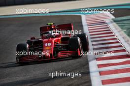 Charles Leclerc (MON) Ferrari SF1000. 12.12.2020. Formula 1 World Championship, Rd 17, Abu Dhabi Grand Prix, Yas Marina Circuit, Abu Dhabi, Qualifying Day.