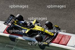 Daniel Ricciardo (AUS) Renault F1 Team RS20. 12.12.2020. Formula 1 World Championship, Rd 17, Abu Dhabi Grand Prix, Yas Marina Circuit, Abu Dhabi, Qualifying Day.