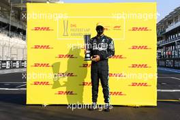 Lewis Hamilton (GBR) Mercedes AMG F1 receives the DHL Fastest Lap Award. 13.12.2020. Formula 1 World Championship, Rd 17, Abu Dhabi Grand Prix, Yas Marina Circuit, Abu Dhabi, Race Day.
