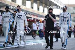 Nicholas Latifi (CDN) Williams Racing. 13.12.2020. Formula 1 World Championship, Rd 17, Abu Dhabi Grand Prix, Yas Marina Circuit, Abu Dhabi, Race Day.