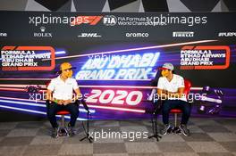 (L to R): Lando Norris (GBR) McLaren with team mate Carlos Sainz Jr (ESP) McLaren in the FIA Press Conference. 10.12.2020. Formula 1 World Championship, Rd 17, Abu Dhabi Grand Prix, Yas Marina Circuit, Abu Dhabi, Preparation Day.