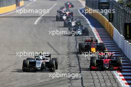 (L to R): Luca Ghiotto (ITA) Hitech and Callum Ilott (GBR) Uni-Virtuosi Racing battle for position. 27.09.2020. FIA Formula 2 Championship, Rd 10, Sochi, Russia, Sunday.