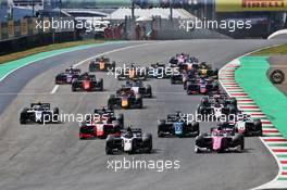 (L to R): Christian Lundgaard (DEN) ART and Artem Markelov (RUS) HWA RACELAB leads at the start of the race. 13.09.2020. Formula 2 Championship, Rd 9, Mugello, Italy, Sunday.