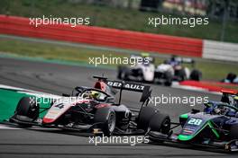 Max Fewtrell (GBR) Hitech and Cameron Das (USA) Carlin battle for position.                                09.08.2020. FIA Formula 3 Championship, Rd 5, Silverstone, England, Sunday.