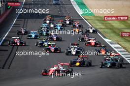 Logan Sargeant (USA) PREMA Racing leads at the start of the race. 08.08.2020. FIA Formula 3 Championship, Rd 5, Silverstone, England, Saturday.