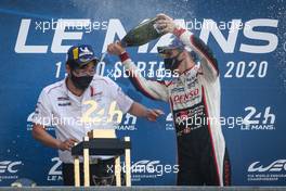 Race winner Sebastien Buemi (SUI) #08 Toyota Gazoo Racing celebrates on the podium. 20.09.2020. FIA World Endurance Championship, Le Mans 24 Hours, Race, Le Mans, France. Sunday.