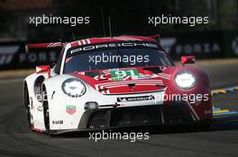 Richard Lietz (AUT) / Gianmaria Bruni (ITA) / Frederic Makowiecki (FRA) #91 Porsche GT Team, Porsche 911 RSR. 17.09.2020. FIA World Endurance Championship, Le Mans 24 Hours, Practice and Qualifying, Le Mans, France. Thursday.