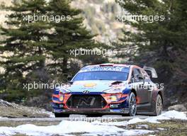 Sebastien Loeb (FRA) - Daniel Elena (MCO) HYUNDAI I20 Coupe WRC, HYUNDAI SHELL MOBIS WRT 26.01.2020. FIA World Rally Championship, Rd 1, Rally Monte Carlo, Monaco, Monte-Carlo.