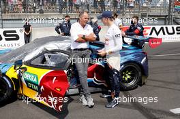Gerhard Berger (DTM-Chef) und Liam Lawson  (AF Corse - Ferrari 488 GT3) 25.07.2021, DTM Round 2, Lausitzring, Germany, Saturday.