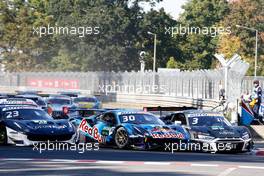 Liam Lawson (NZ) (Red Bull AF Corse, Ferrari 488 GT3 Evo) und Kelvin van der Linde (SA) (ABT Sportsline - Audi R8 LMS) 10.10.2021, DTM Round 8, Norisring, Germany, Sunday.