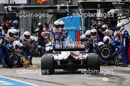 Nikita Mazepin (RUS) Haas F1 Team VF-21 makes a pit stop. 04.07.2021. Formula 1 World Championship, Rd 9, Austrian Grand Prix, Spielberg, Austria, Race Day.