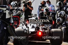 Yuki Tsunoda (JPN) AlphaTauri AT02 makes a pit stop. 04.07.2021. Formula 1 World Championship, Rd 9, Austrian Grand Prix, Spielberg, Austria, Race Day.