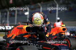 Pole sitter Max Verstappen (NLD) Red Bull Racing RB16B in qualifying parc ferme. 03.07.2021. Formula 1 World Championship, Rd 9, Austrian Grand Prix, Spielberg, Austria, Qualifying Day.
