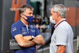 (L to R): Jost Capito (GER) Williams Racing Chief Executive Officer with Carlos Sainz (ESP). 03.07.2021. Formula 1 World Championship, Rd 9, Austrian Grand Prix, Spielberg, Austria, Qualifying Day.