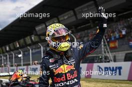 Pole sitter Max Verstappen (NLD) Red Bull Racing celebrates in qualifying parc ferme. 03.07.2021. Formula 1 World Championship, Rd 9, Austrian Grand Prix, Spielberg, Austria, Qualifying Day.