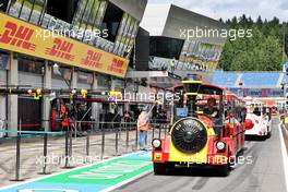 Circuit atmosphere - Fun Train in the pits. 01.07.2021. Formula 1 World Championship, Rd 9, Austrian Grand Prix, Spielberg, Austria, Preparation Day.