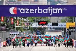 The grid before the start of the race. 06.06.2021. Formula 1 World Championship, Rd 6, Azerbaijan Grand Prix, Baku Street Circuit, Azerbaijan, Race Day.
