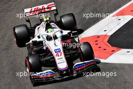 Mick Schumacher (GER) Haas VF-21. 05.06.2021. Formula 1 World Championship, Rd 6, Azerbaijan Grand Prix, Baku Street Circuit, Azerbaijan, Qualifying Day.