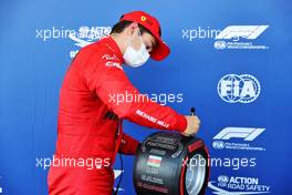 Charles Leclerc (MON) Ferrari with the Pirelli Pole Position Award in parc ferme. 05.06.2021. Formula 1 World Championship, Rd 6, Azerbaijan Grand Prix, Baku Street Circuit, Azerbaijan, Qualifying Day.