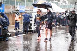 Max Verstappen (NLD) Red Bull Racing in the pits while the race is stopped. 29.08.2021. Formula 1 World Championship, Rd 12, Belgian Grand Prix, Spa Francorchamps, Belgium, Race Day.