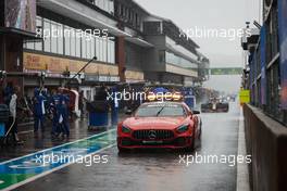 Max Verstappen (NLD) Red Bull Racing RB16B behind the Mercedes FIA Safety Car in the pits as the race is suspended. 29.08.2021. Formula 1 World Championship, Rd 12, Belgian Grand Prix, Spa Francorchamps, Belgium, Race Day.