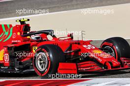 Carlos Sainz Jr (ESP) Ferrari SF-21. 26.03.2021. Formula 1 World Championship, Rd 1, Bahrain Grand Prix, Sakhir, Bahrain, Practice Day