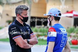 (L to R): Marcin Budkowski (POL) Alpine F1 Team Executive Director with Esteban Ocon (FRA) Alpine F1 Team. 26.03.2021. Formula 1 World Championship, Rd 1, Bahrain Grand Prix, Sakhir, Bahrain, Practice Day