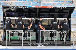 Alpine F1 Team pit gantry. 26.03.2021. Formula 1 World Championship, Rd 1, Bahrain Grand Prix, Sakhir, Bahrain, Practice Day