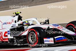 Mick Schumacher (GER) Haas VF-21. 26.03.2021. Formula 1 World Championship, Rd 1, Bahrain Grand Prix, Sakhir, Bahrain, Practice Day