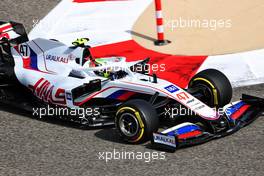 Mick Schumacher (GER) Haas VF-21. 26.03.2021. Formula 1 World Championship, Rd 1, Bahrain Grand Prix, Sakhir, Bahrain, Practice Day
