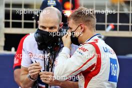 Mick Schumacher (GER) Haas F1 Team on the grid. 28.03.2021. Formula 1 World Championship, Rd 1, Bahrain Grand Prix, Sakhir, Bahrain, Race Day.