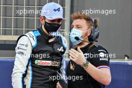 Esteban Ocon (FRA) Alpine F1 Team with Josh Peckett (GBR) Alpine F1 Team Race Engineer on the grid. 28.03.2021. Formula 1 World Championship, Rd 1, Bahrain Grand Prix, Sakhir, Bahrain, Race Day.