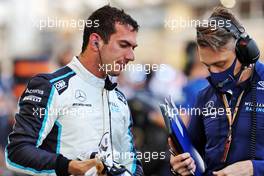 Nicholas Latifi (CDN) Williams Racing on the grid with Gaetan Jego (FRA) Williams Racing Race Engineer. 28.03.2021. Formula 1 World Championship, Rd 1, Bahrain Grand Prix, Sakhir, Bahrain, Race Day.