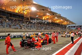 Carlos Sainz Jr (ESP) Ferrari SF-21 on the grid. 28.03.2021. Formula 1 World Championship, Rd 1, Bahrain Grand Prix, Sakhir, Bahrain, Race Day.