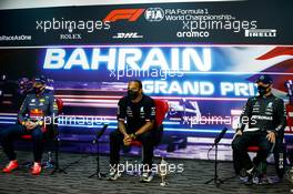 The post race FIA Press Conference (L to R): Max Verstappen (NLD) Red Bull Racing, second; Lewis Hamilton (GBR) Mercedes AMG F1, race winner; Valtteri Bottas (FIN) Mercedes AMG F1, third. 28.03.2021. Formula 1 World Championship, Rd 1, Bahrain Grand Prix, Sakhir, Bahrain, Race Day.