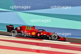 Carlos Sainz Jr (ESP) Ferrari SF-21. 27.03.2021. Formula 1 World Championship, Rd 1, Bahrain Grand Prix, Sakhir, Bahrain, Qualifying Day.