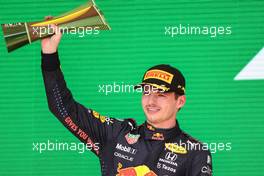 Max Verstappen (NLD) Red Bull Racing celebrates his second position on the podium. 14.11.2021. Formula 1 World Championship, Rd 19, Brazilian Grand Prix, Sao Paulo, Brazil, Race Day.